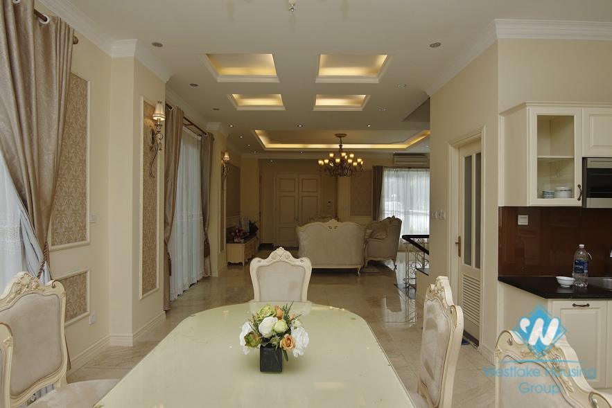 Five-bedroom villa for rent in Vinhome Riverside near BIS international school